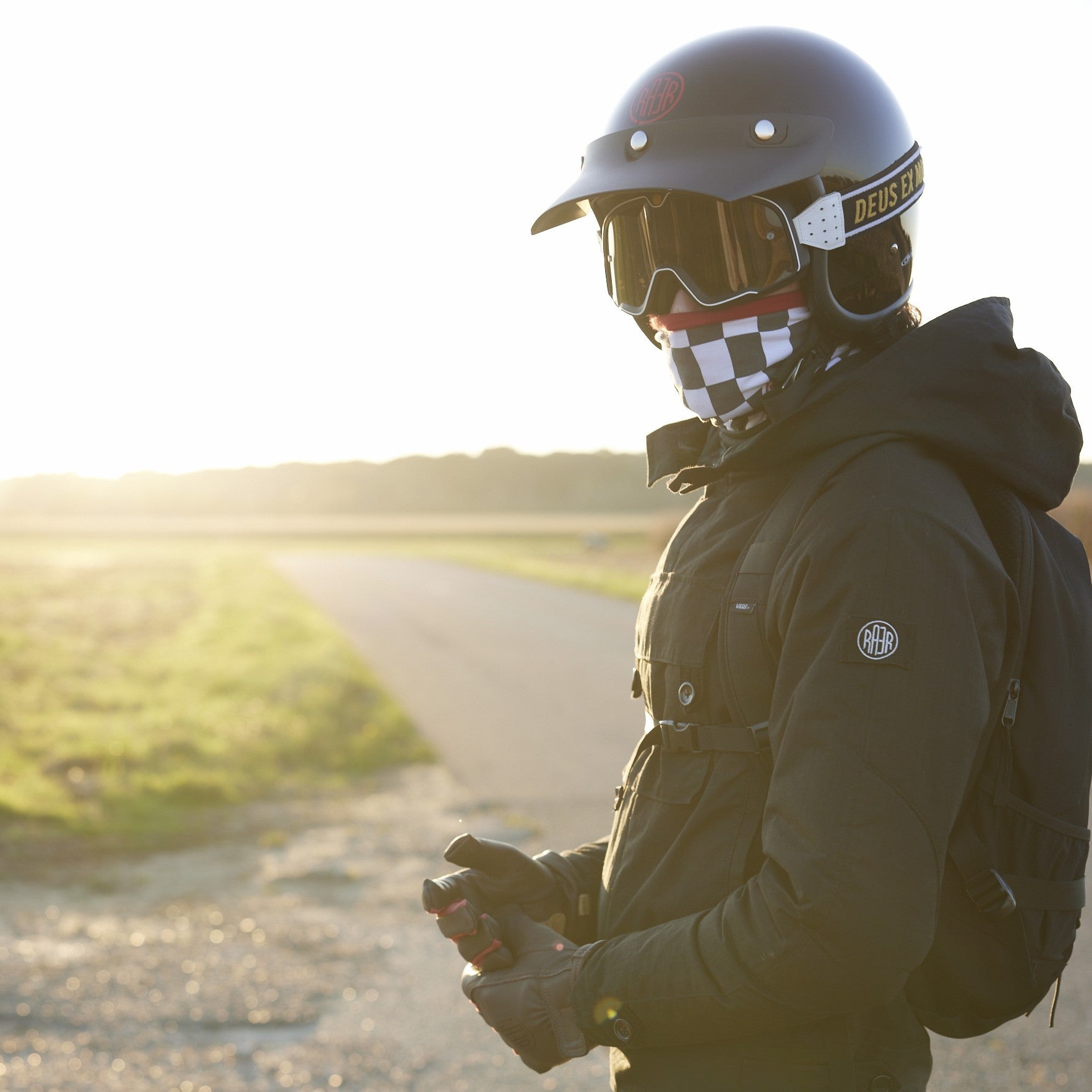 Protège cou réversible RACING NOIR ROUGE
